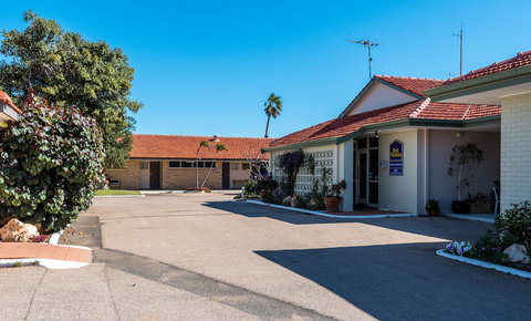 Hospitality Carnarvon, SureStay Collection By Best Western - Accommodation Newcastle 3