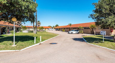 Hospitality Carnarvon, SureStay Collection By Best Western - Accommodation Newcastle 0