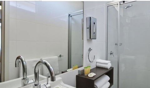 Ibis Styles Canberra Tall Trees - Accommodation Newcastle 3