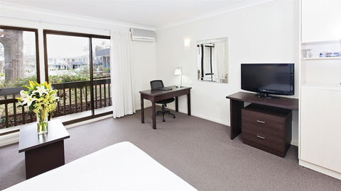 Ibis Styles Canberra Tall Trees - Accommodation Newcastle 4