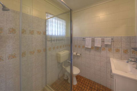 The Park Motel - Accommodation Newcastle 6
