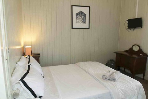 Ulmarra Hotel - Accommodation Newcastle 4