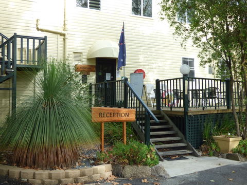 Tenterfield Lodge And Caravan Park - Accommodation Newcastle 1