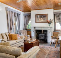 Reillys Wines Heritage Cottages - Accommodation Newcastle