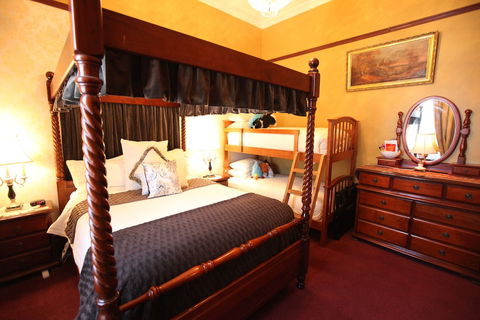 The Grand On Macfie - Accommodation Newcastle 4