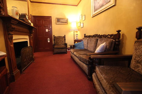 The Grand On Macfie - Accommodation Newcastle 5