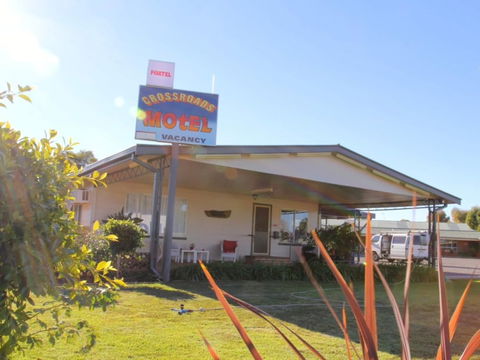 Crossroads Motel - Accommodation Newcastle 0