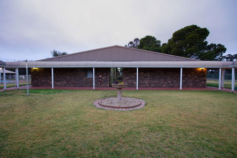Club Inn Motel - Accommodation Newcastle 1