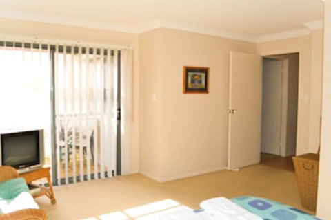 The Breakers Yamba - Accommodation Newcastle 7