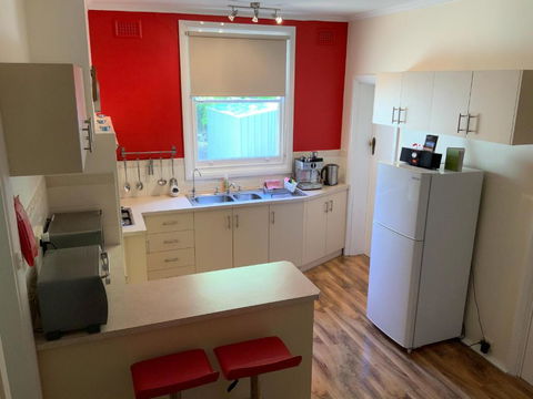 Oats Cottage - Accommodation Newcastle 5