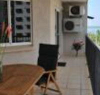 Inner city Cardona Court apartment - Accommodation Newcastle