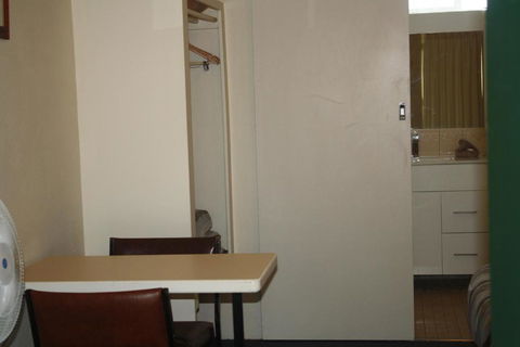 Omeo Motel - Accommodation Newcastle 5