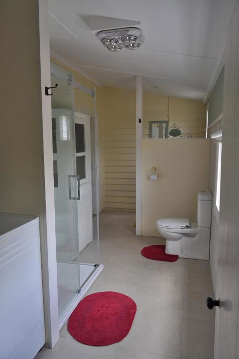 Beths Cottage Roaring 40s - Accommodation Newcastle 2