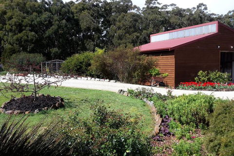 Eagles Roost Farmstay B & B - Accommodation Newcastle 6
