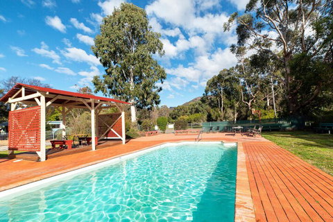 Halls Gap Gardens Caravan Park - Accommodation Newcastle 1