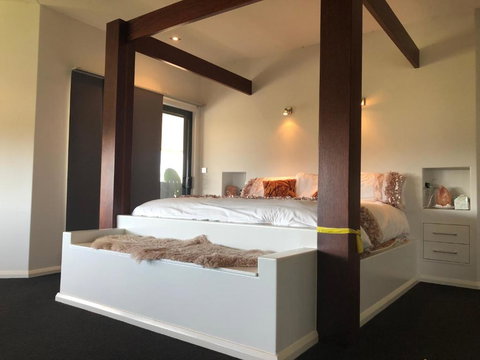 The Glen - Accommodation Newcastle 3