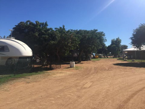 Carnarvon Caravan Park - Accommodation Newcastle 2