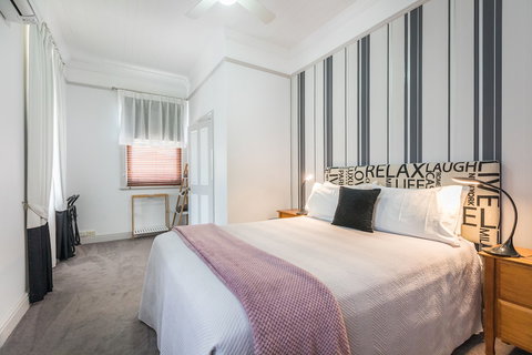 Cumquat House - Accommodation Newcastle 4