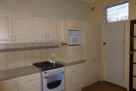 A Colourcity Apartments - Accommodation Newcastle 2