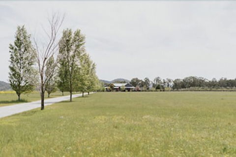 The Farmhouse At Blue Wren Wines - Accommodation Newcastle 5