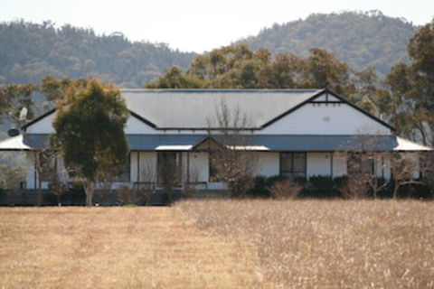 The Farmhouse At Blue Wren Wines - Accommodation Newcastle 0