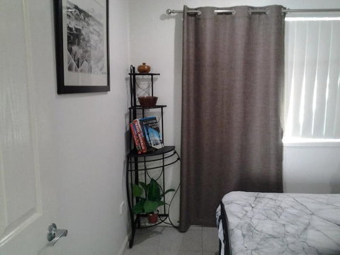 Bottlebrush B&B - Accommodation Newcastle 4