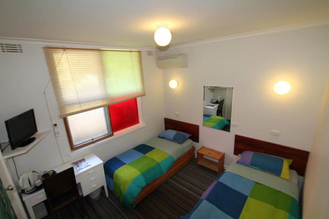 Bunkhouse Motel - Accommodation Newcastle 6