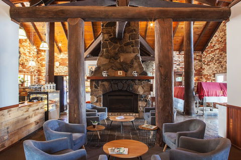 Lookout Mountain Retreat - Accommodation Newcastle 2