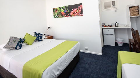 Royal Motel Tenterfield - Accommodation Newcastle 3