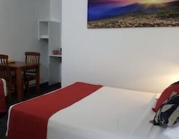 Royal Motel Tenterfield - Accommodation Newcastle 1