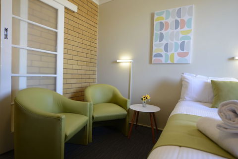 Sea Lake Motel - Accommodation Newcastle 4