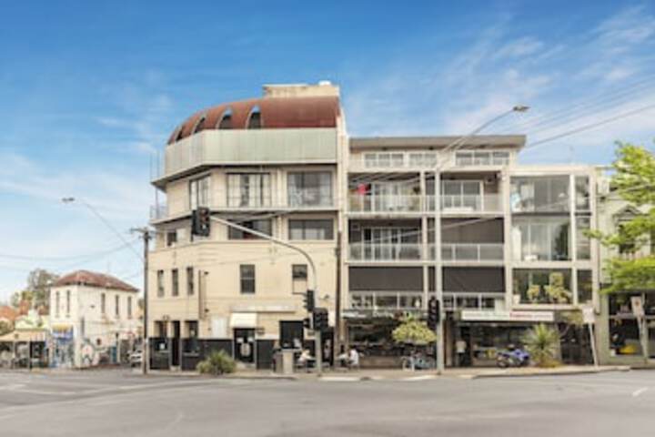 St Kilda VIC Accommodation Newcastle
