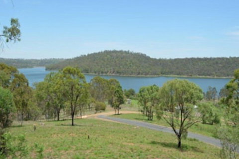 Reflections - Lake Cooby - Accommodation Newcastle 3