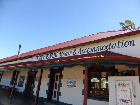 Railway Tavern Northampton - Accommodation Newcastle 3