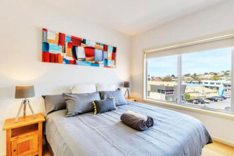 Bellerive Marina View Apartments NO 27 - Accommodation Newcastle 3