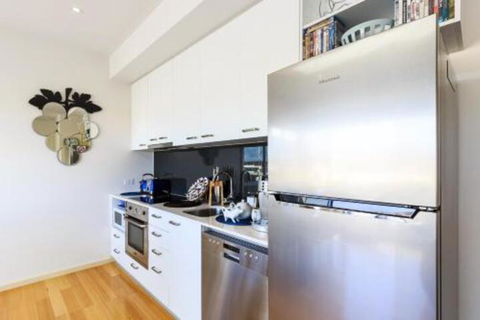 Bellerive Marina View Apartments NO 27 - Accommodation Newcastle 4