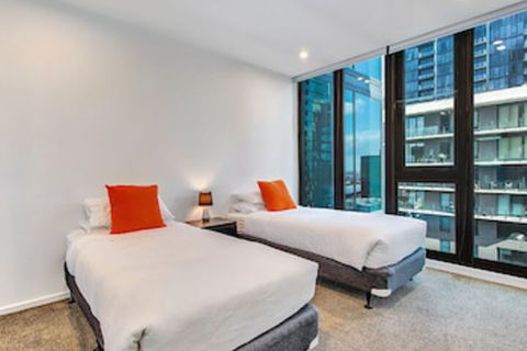 MJ Shortstay Southbank Grande Apartments - Accommodation Newcastle 3