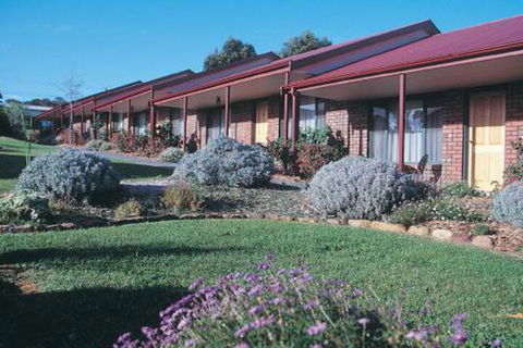 Acacia Apartments - Accommodation Newcastle 7