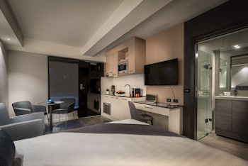 Crest On Park - Accommodation Newcastle 6