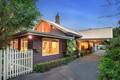 Wildwood Lodge - Accommodation Newcastle 6