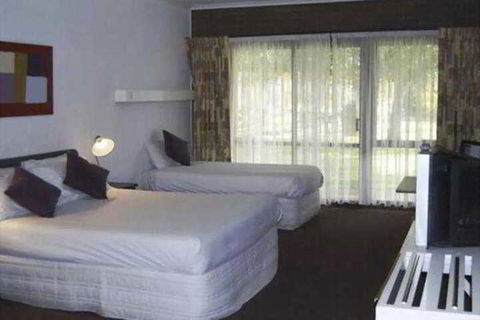 Country Inn Cobram Barooga Golf Club Motel - Accommodation Newcastle 3