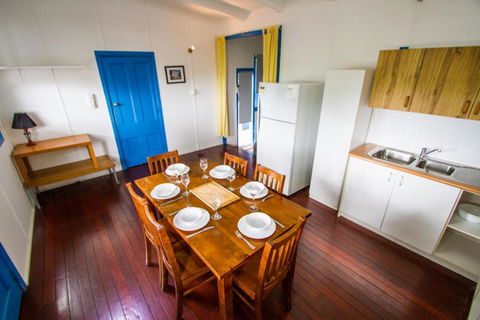 Sunset Villa - Accommodation Newcastle 3