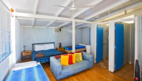 Sunset Villa - Accommodation Newcastle 2