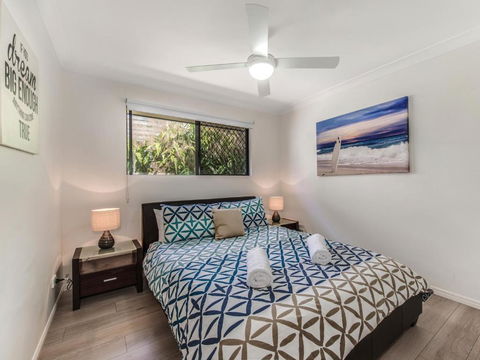 Coolum Waves Pet Friendly Holiday House - Accommodation Newcastle 3