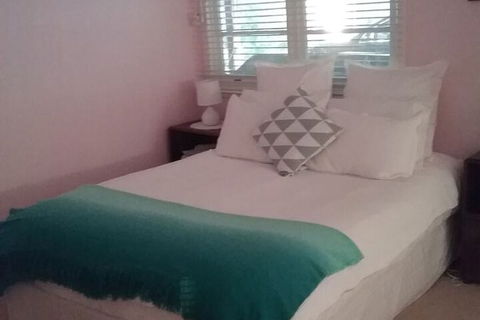 Langley Cottage B & B - Accommodation Newcastle 4