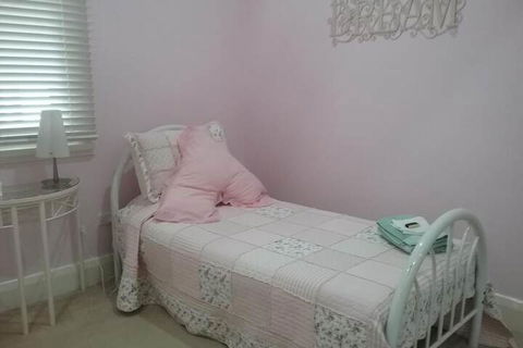 Langley Cottage B & B - Accommodation Newcastle 1