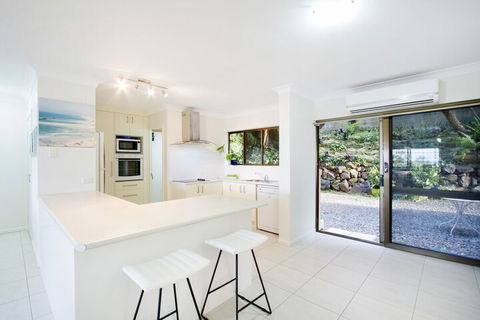 Aqua Marine Boutique Apartment - Accommodation Newcastle 4