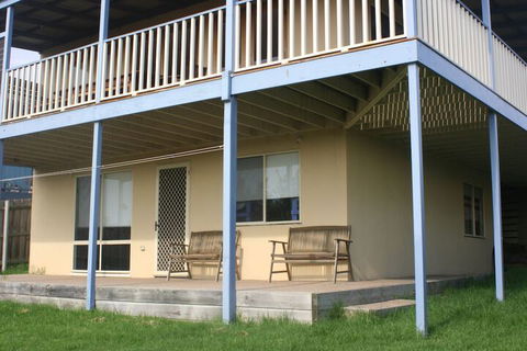 La Vista - Accommodation Newcastle 3