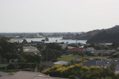 La Vista - Accommodation Newcastle 2