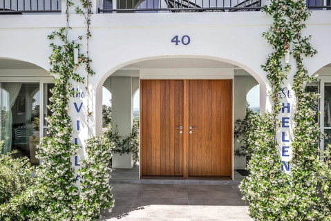 A PERFECT STAY - Villa St Helena - Accommodation Newcastle 2